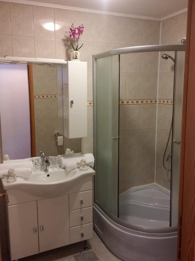 Guest House Domig Licko Lesce Exterior foto